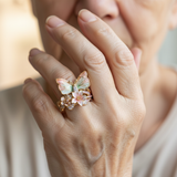 Gamta Švytinti Drugelio Žiedas su Cirkonio